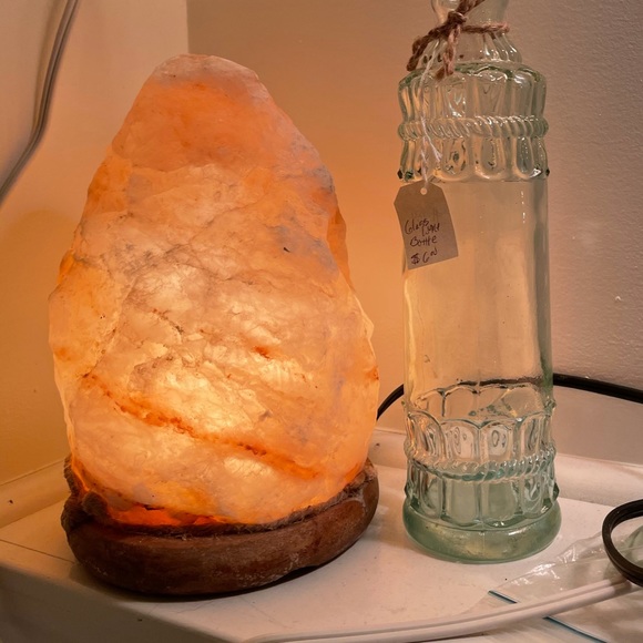 • salt rock lamp • - Picture 2 of 3